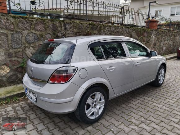 OPEL ASTRA 2014 ÇIKIŞLI 1.6 BENZİNLİ