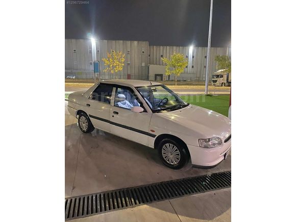 FORD ESCORT 1.6 KARBÜRATÖRLÜ