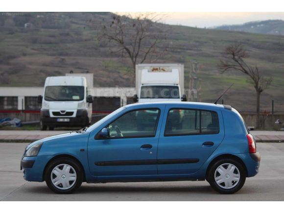 2003 CLİO 1.4 16V PRİVİLEGE TAM OTOMATİK VİTES ORJİNAL ARAÇ