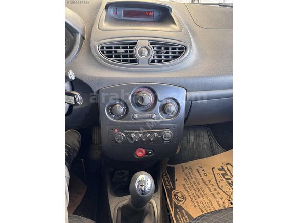 ÜBA / CLIO 3