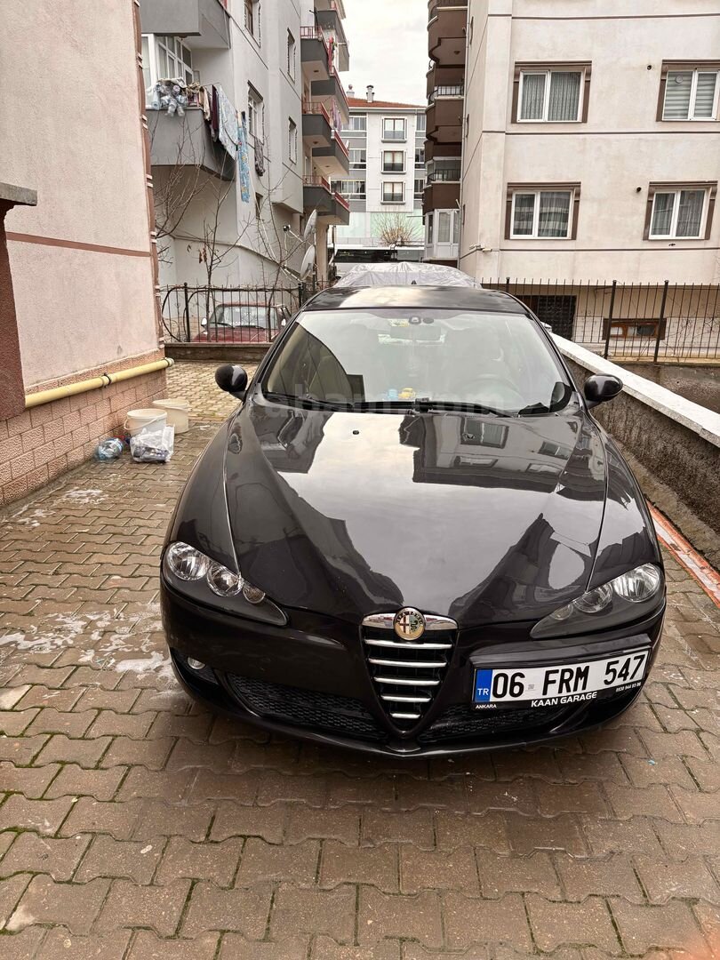 Sahibinden Alfa Romeo 147 1.6 TS Distinctive 2006 Model Ankara 251.000 km Siyah 7