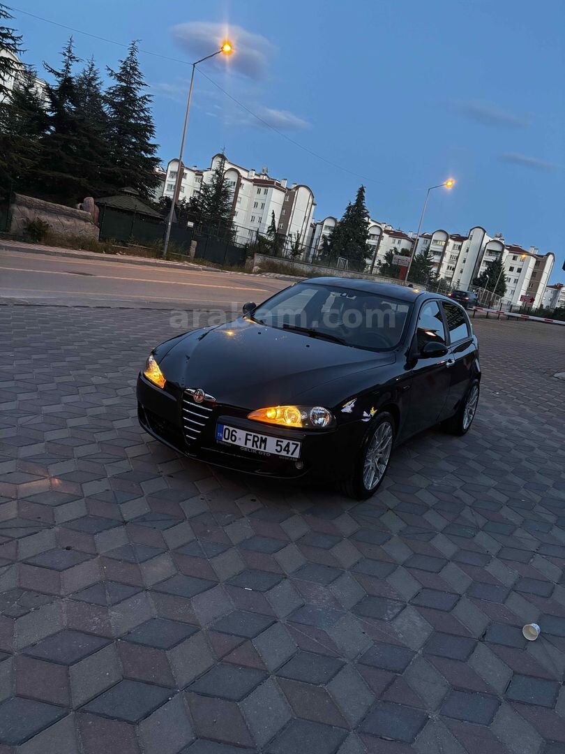 Sahibinden Alfa Romeo 147 1.6 TS Distinctive 2006 Model Ankara 251.000 km Siyah 3
