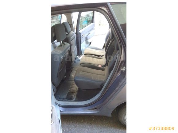 Sahibinden Renault Scenic 2 1.6 Dynamique 2005 Model