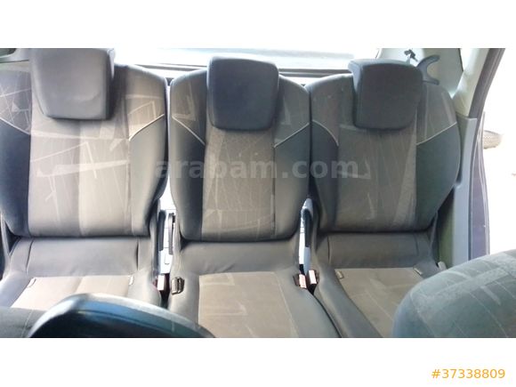 Sahibinden Renault Scenic 2 1.6 Dynamique 2005 Model
