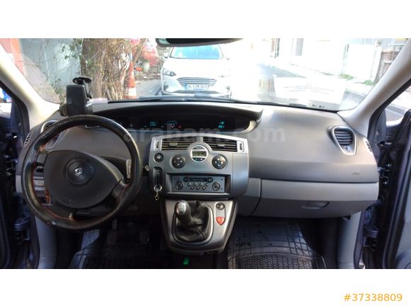 Sahibinden Renault Scenic 2 1.6 Dynamique 2005 Model