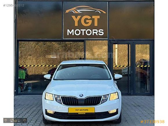 YGT/SKODA/OCTAVİA/1.6TDI/DİZEL/OPTIMAL/BOYASIZ/DEĞİŞENSİZ/168BİN