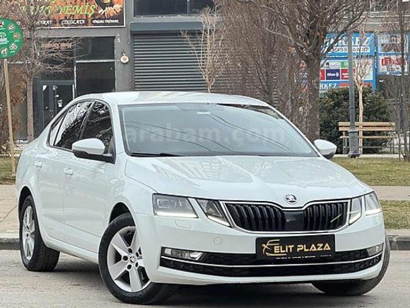 ELİT PLAZA'DAN HATASIZ OCTAVIA KREDİ KARTINA TAKSİT İMKANI
