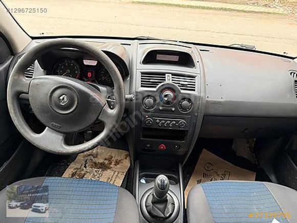 DURMUŞLAR 2010 MEGANE II AUTHENTİQUE 1.6 BENZİN BOYASIZ