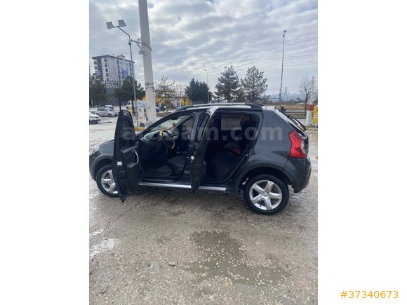 Sahibinden Dacia Sandero 1.5 dCi Stepway 2011 Model 