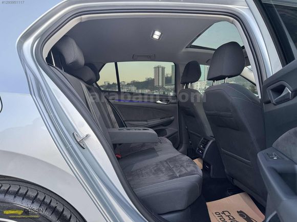 ÇAĞAN'DAN 2023 GOLF 1.5 eTSI 150HP STYLE CAM TAVAN 37.000KM