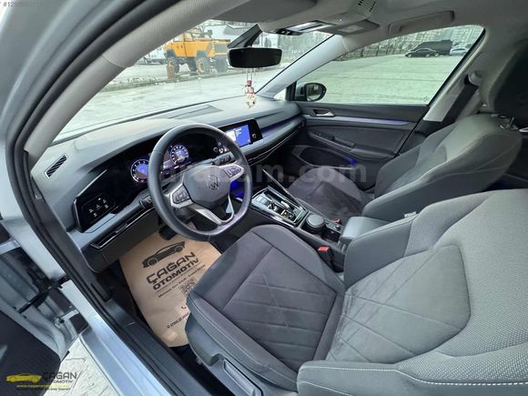 ÇAĞAN'DAN 2023 GOLF 1.5 eTSI 150HP STYLE CAM TAVAN 37.000KM
