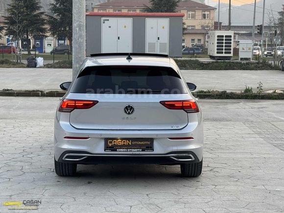 ÇAĞAN'DAN 2023 GOLF 1.5 eTSI 150HP STYLE CAM TAVAN 37.000KM