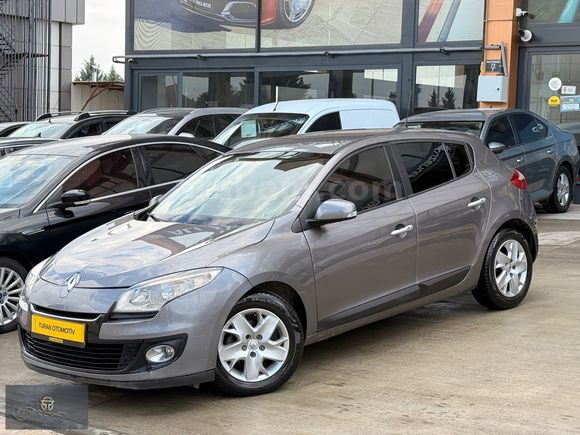 TURAN OTOMOTİVDEN HATASIZ AYARINDA DÜŞÜK KM KARTA 12 TAKSİT