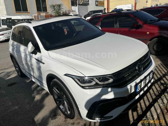 Sahibinden Volkswagen Tiguan 1.5 TSI R-Line 2022 Model hatasız boyasız 