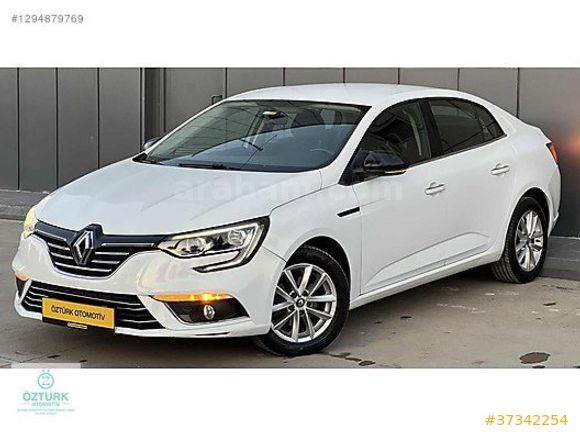 ÖZTÜRK'den MEGANE 1.5 DCİ TOUCH OTOMATİK DÜŞÜK Km'de
