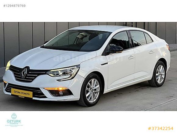 ÖZTÜRK'den MEGANE 1.5 DCİ TOUCH OTOMATİK DÜŞÜK Km'de