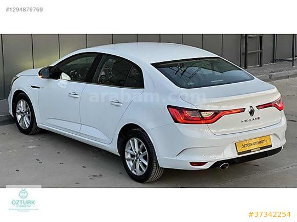 ÖZTÜRK'den MEGANE 1.5 DCİ TOUCH OTOMATİK DÜŞÜK Km'de