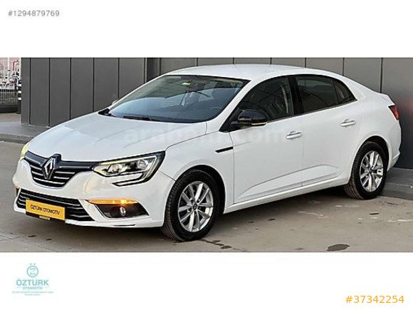 ÖZTÜRK'den MEGANE 1.5 DCİ TOUCH OTOMATİK DÜŞÜK Km'de