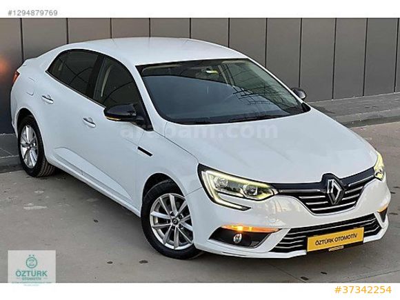 ÖZTÜRK'den MEGANE 1.5 DCİ TOUCH OTOMATİK DÜŞÜK Km'de