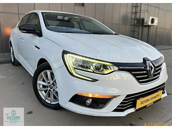 ÖZTÜRK'den MEGANE 1.5 DCİ TOUCH OTOMATİK DÜŞÜK Km'de