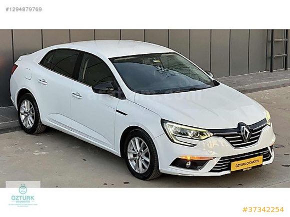 ÖZTÜRK'den MEGANE 1.5 DCİ TOUCH OTOMATİK DÜŞÜK Km'de