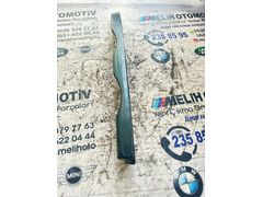 BMW E46 ÇIKMA SOL FAR KAŞI 8208481
