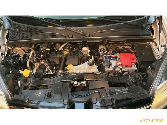 Sahibinden Renault Kangoo Multix 1.5 dCi Extreme 2015 Model 