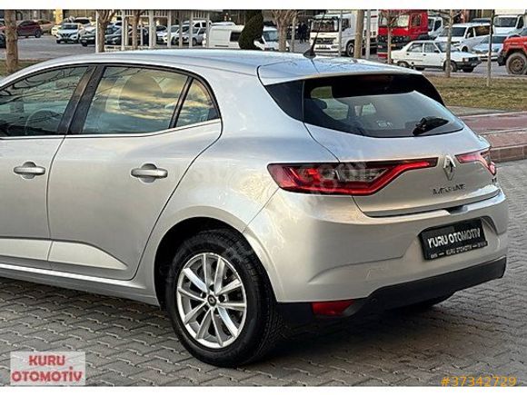 KURU DAN 2016 MEGANE 1.5 DCI TOUCH OTOMATİK 104.000 KM DE