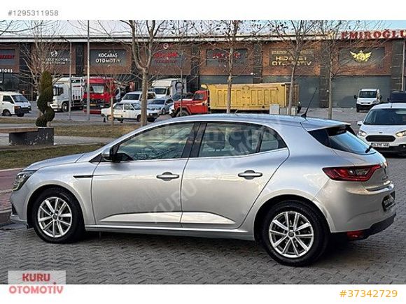 KURU DAN 2016 MEGANE 1.5 DCI TOUCH OTOMATİK 104.000 KM DE