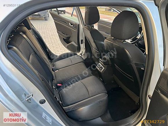 KURU DAN 2016 MEGANE 1.5 DCI TOUCH OTOMATİK 104.000 KM DE