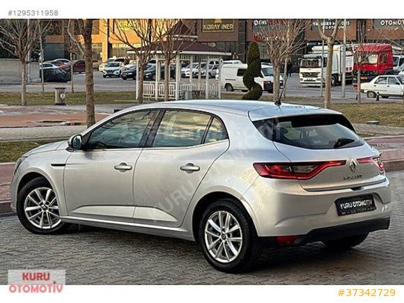 KURU DAN 2016 MEGANE 1.5 DCI TOUCH OTOMATİK 104.000 KM DE