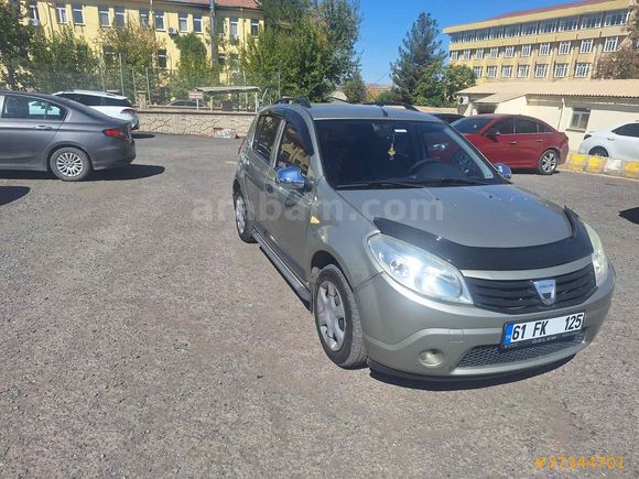 Sahibinden Dacia Sandero 1.4 Ambiance 2010 Model 