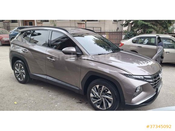 Sahibinden Hyundai Tucson 1.6 T-GDi Comfort 2022 Model 
Fiyat son pazarlık payı düşürülmüştür 
