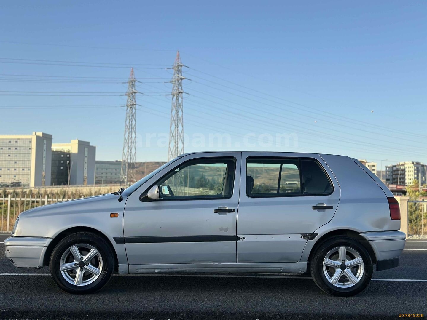 Galeriden Volkswagen Golf 1.9 TD 1994 Model Kayseri 155.000 km Gri (Gümüş) 6
