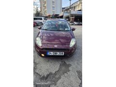 Sahibinden Fiat Punto 1.4 Easy S&S 2013 Model  127.500 km Bordo