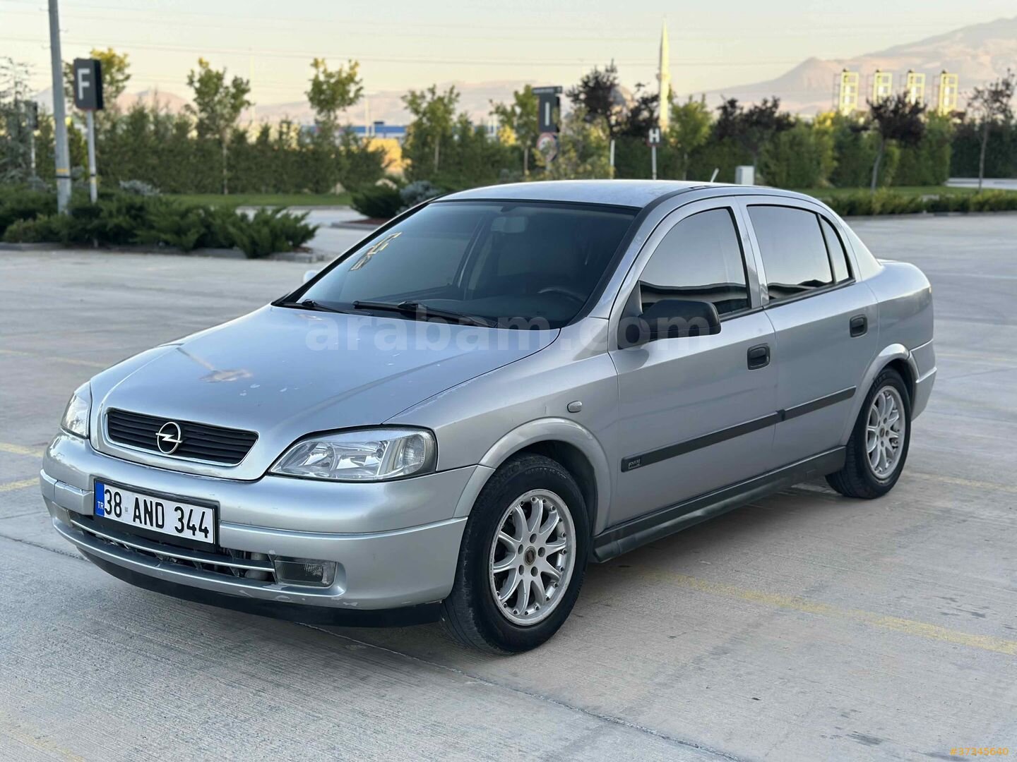 Galeriden Opel Astra 2.0 DTI 2003 Model Kayseri 320.000 km Gri (Gümüş) 7