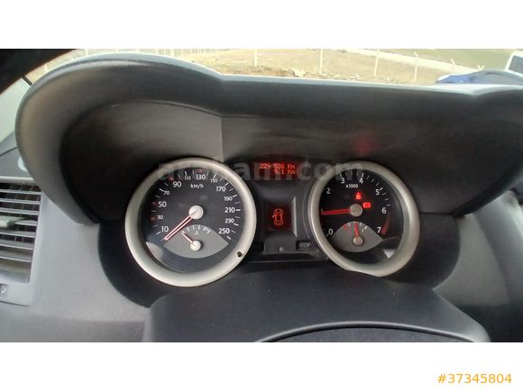 Sahibinden Renault Megane 1.6 Dynamique 2004 Model