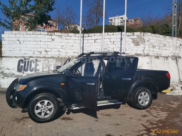 Sahibinden Mitsubishi L 200 4x4 Intense 2009 Model Orjinal