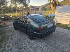 Sahibinden Toyota Avensis 2.0  1999 Model  180.000 km Yeşil