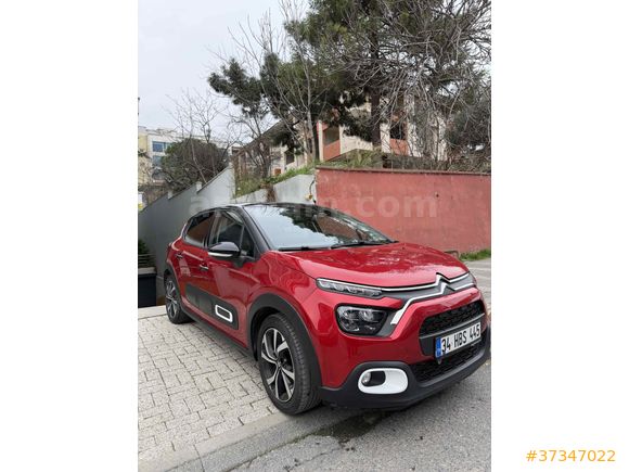 Sahibinden Citroen C3 1.2 PureTech Shine 2024 Model 49.000 km Kırmızı