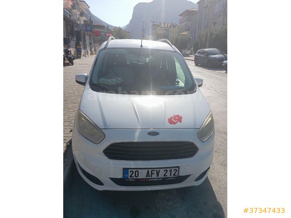 Sahibinden Ford Tourneo Courier 1.6 TDCi Titanium 2015 Model