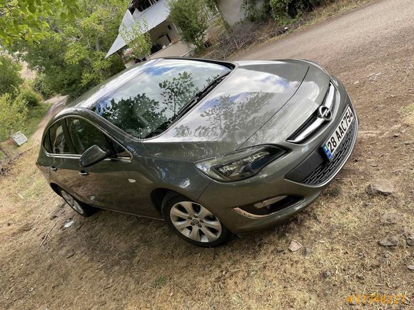 Sahibinden Opel Astra 1.4 T Edition Plus)