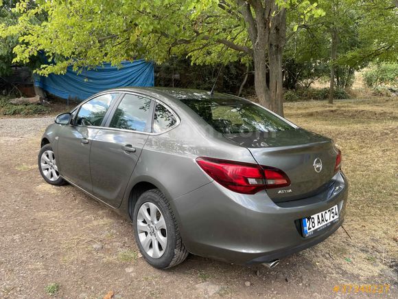 Sahibinden Opel Astra 1.4 T Edition Plus)