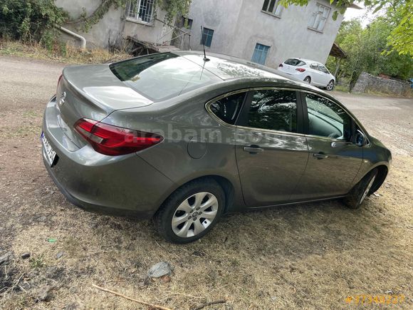 Sahibinden Opel Astra 1.4 T Edition Plus)