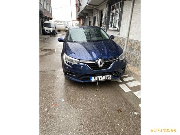 Sahibinden Renault Megane 1.3 TCe Joy 2021 Model  144.000 km Mavi (metalik)