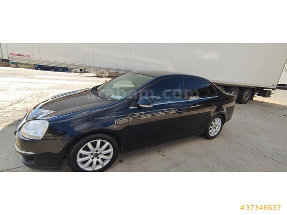 Sahibinden Volkswagen Jetta 1.4 TSi Midline 2010 Model