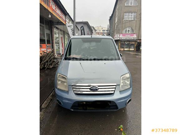 2013 model Delux ford connect 
