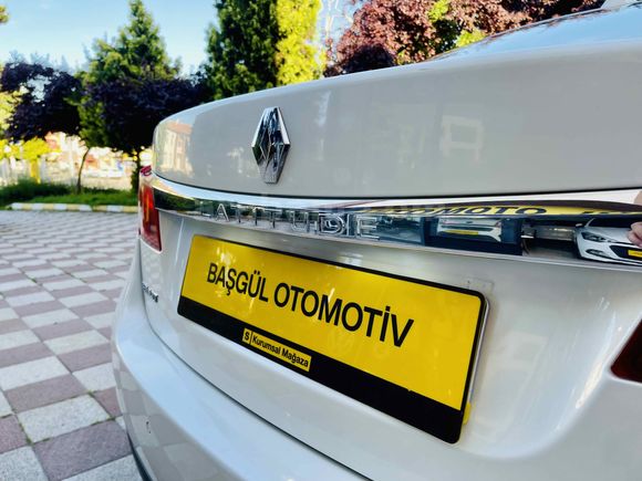 Galeriden Renault Latitude 1.5 dCi Privilege 2013 Model Tokat