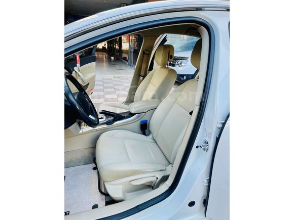 Galeriden Renault Latitude 1.5 dCi Privilege 2013 Model Tokat