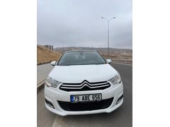 Sahibinden Citroen C4 1.6 e-HDi Exclusive 2014 Model  206.000 km Beyaz